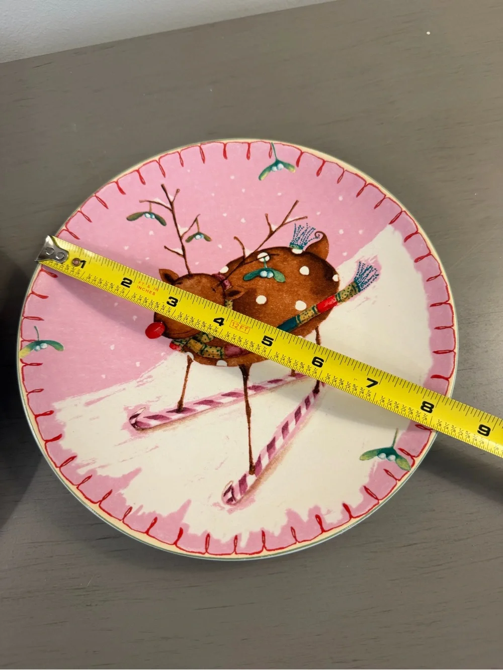 Oneida Reindeer Holiday Plates Set Of 2 Salad Dessert Appetizer Christmas Winter